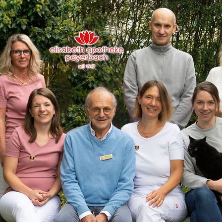 Bild enthält, People, Person, Photography, Portrait, Pants, Blouse, Adult, Female, Woman, Park