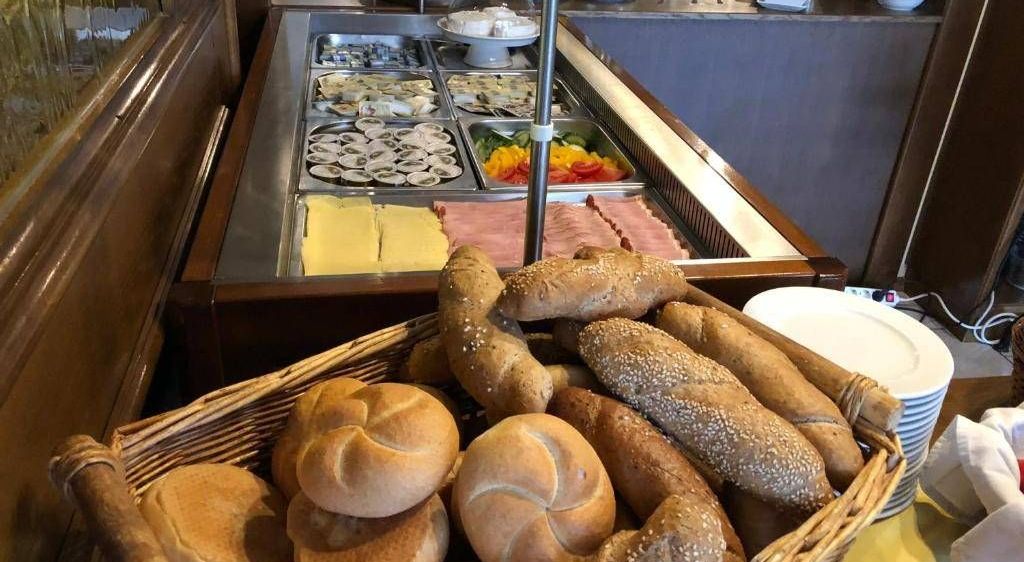 v1_migrated_image_97694580