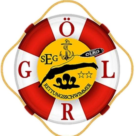 Ein Rettungsring mit den Buchstaben G O L R, einem Schwimmer, einem Anker und drei Sternen. Darunter steht der Text 'Rettungsschwimmer'.