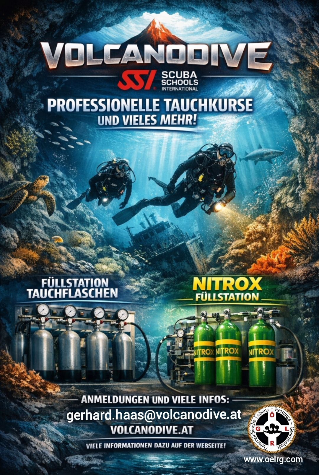 Zwei Taucher schwimmen mit Ausrüstung unter Wasser. Ein Taucher hält eine Taschenlampe. Sie sind von Korallenriffen und einer großen Schildkröte umgeben. Das Bild hat einen Wasserzeichen mit dem Text 'Professionelle Tauchkurse und vieles mehr!' und Logos für Schools International und Nitrox.