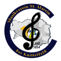 Das Logo des St. Marein Musikvereins in Knittelfeld mit einem Violinschlüssel, einer Fahne und einer Kartenkontur.