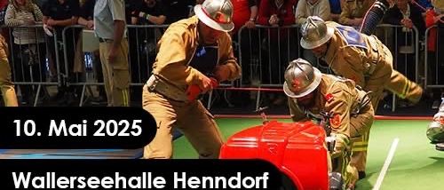 Bild enthält, People, Person, Helmet, Axe, Device, Tool, Weapon