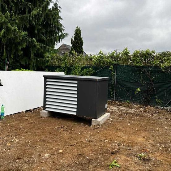 Backyard, Nature, Outdoors, Yard, Tub, Soil, Countryside, Rural, Mailbox