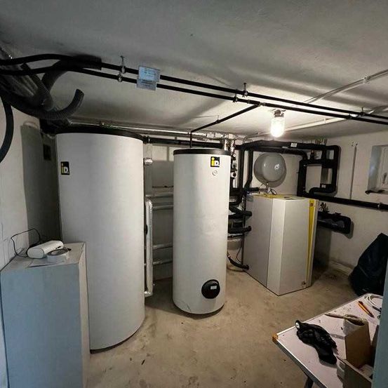 Basement, Indoors, Room, Architecture, Building