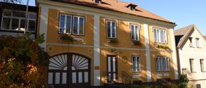 Bild enthält, Architecture, Building, Housing, House, Gate