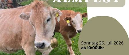 Zwei Kühe mit gelben Markierungen an den Ohren stehen auf einer Wiese. Die größere Kuh hat eine Glocke um den Hals. Im Hintergrund steht verschwommen der Text 'REMSCHN ALMFEE' und ein Datum 'Sonntag 26 ab 10:00Uhr.'
