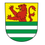 Ein Schild, der in zwei Teile geteilt ist. Der obere Teil hat einen roten Löwen mit einem goldenen Schwanz. Der untere Teil hat drei horizontale Streifen, grün, weiß und grün.