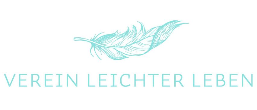 Das Bild zeigt einen weißen Hintergrund mit einem türkisfarbenen Federdesign über dem Text 'Rein Leichter Lee'. Die Feder ist stilisiert und scheint sanft zu schweben.