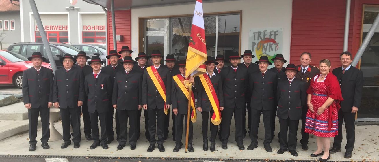 Image contains, People, Person, Shelter, Suit, Pants, Coat, Street, Adult, Female, Woman