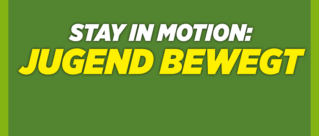 Ein grüner Hintergrund mit weißem Text, der 'Bleib in Bewegung' über gelbem Text sagt, der 'Gend Bew' liest.