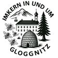 Das Gloggnitz-Logo mit einem Bienenstock, Bienen, einer Kirche und Bergen im Hintergrund.
