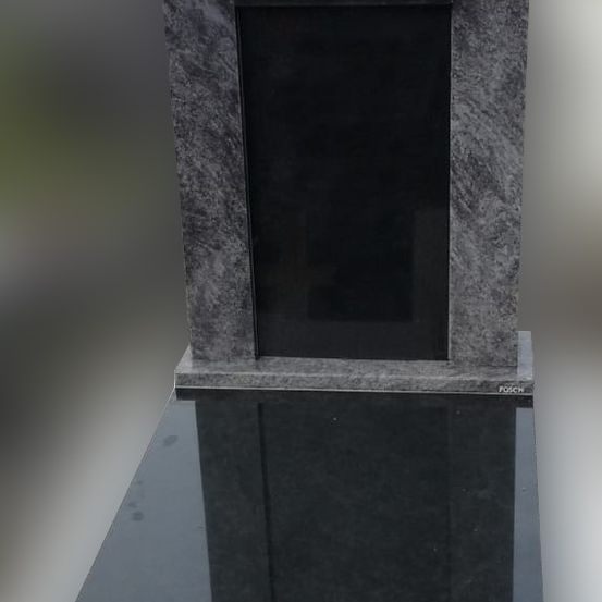 Bild enthält, Mailbox, Gravestone, Tomb