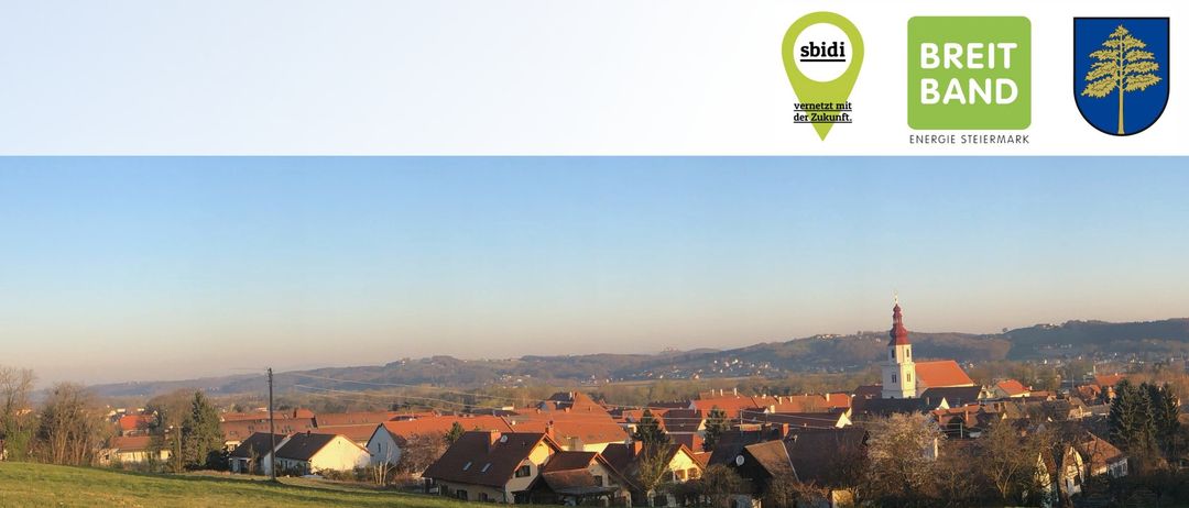 Ein grüner Kartenmarker mit 'sbidi' und 'Vernetzt mit der Zukunft' erscheint über einem Landschaftsfoto von Häusern und Bergen. Unten ein Grasfeld mit einem Hausbau und den Worten 'unft sicher!' und 'rausbau für Fehring'.