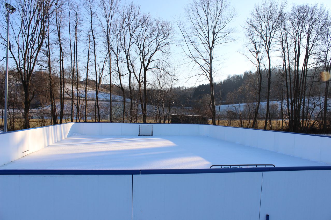 Bild enthält, Rink, Skating, Sport, Pool, Swimming Pool, Water