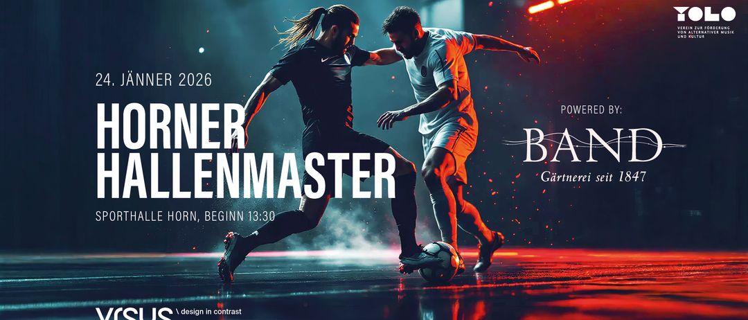 Fußballspieler in Aktion, ein Spieler in Schwarz und der andere in Weiß, treten einen Ball. Das Wort 'Bennmaster' und die Zeit '13:30' sind auf dem Bild zu sehen.