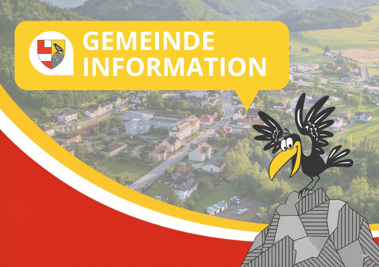 Eine Karikatur einer Krähe auf einem Felsen mit einer Sprechblase, die 'Gemeinde Information' über einer Stadtlandschaft zeigt.