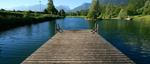 Bild enthält, Nature, Outdoors, Scenery, Water, Waterfront, Landscape, Port, Lake, Pier, Boat