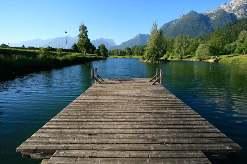 Bild enthält, Nature, Outdoors, Scenery, Water, Waterfront, Landscape, Port, Lake, Pier, Boat