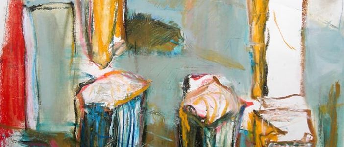 Ein abstraktes Gemälde mit einer Sammlung von zylindrischen Formen in verschiedenen Farben wie Blau, Gelb und Weiß, angeordnet auf einer Oberfläche mit einem blau-grünen Hintergrund.