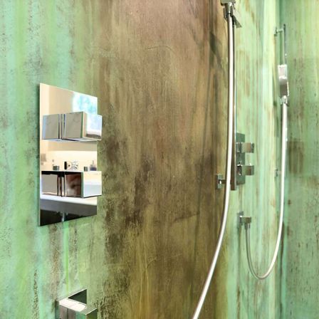 Bild enthält, Indoors, Bathroom, Room, Interior Design