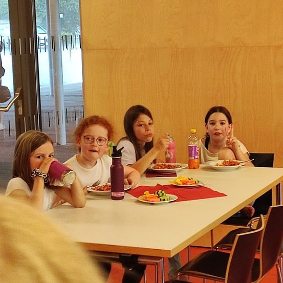 Dining Room, Dining Table, Furniture, Table, Restaurant, Lunch, Cafeteria, Fork, Person, Woman