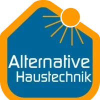 Das Logo zeigt eine sechseckige Form mit blauem Hintergrund und orangem Rand. In der Mitte des Logos befindet sich eine strahlende Sonne mit nach außen gerichteten Strahlen. Der Text 'Alternative Haustechnik' ist in Weiß auf dem blauen Hintergrund geschrieben.