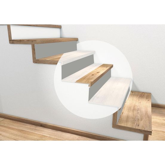 Bild enthält, Architecture, Building, House, Housing, Staircase, Wood, Hardwood, Indoors, Interior Design