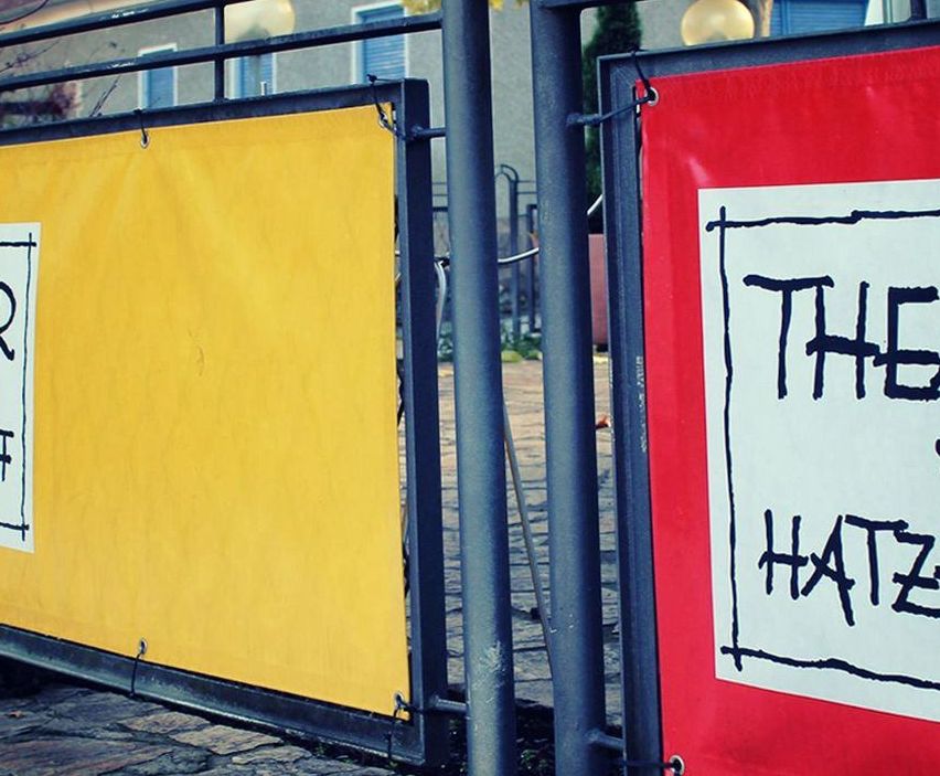 Bild enthält, Banner, Text, Advertisement