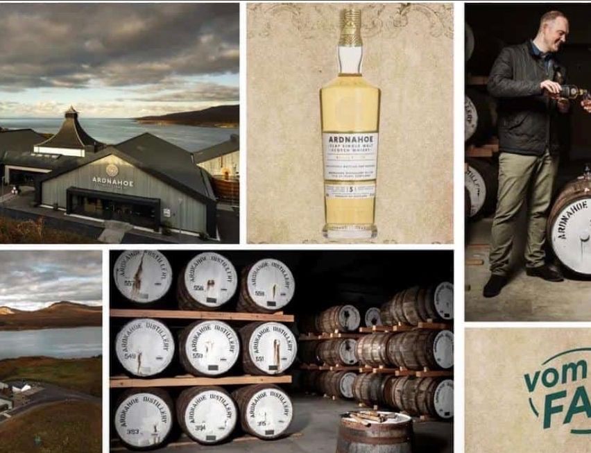 Eine Collage von Bildern zum Thema Ardnahoe Distillery. Das obere linke Bild zeigt das Destilleriegebäude. Das obere rechte Bild zeigt eine Flasche Ardnahoe. Das untere linke Bild zeigt Fässer und das untere rechte Bild zeigt einen Mann in einer Destillerie.