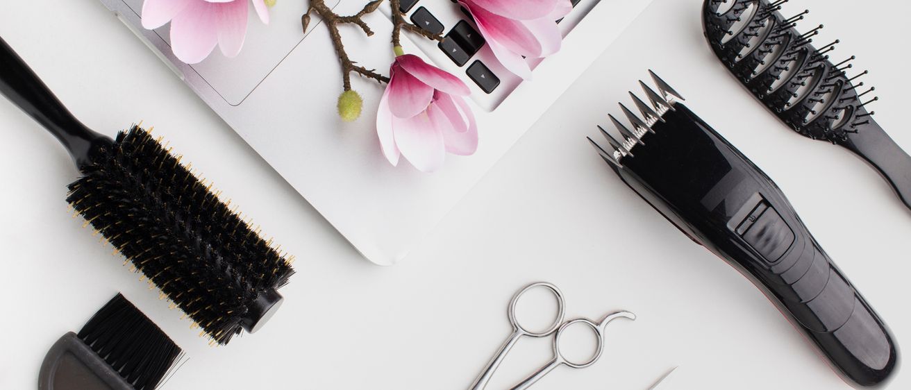 Bild enthält, Scissors, Brush, Device, Tool