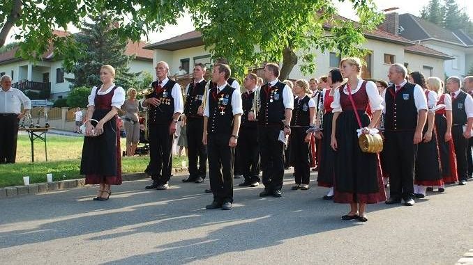 v1_migrated_image_69390453