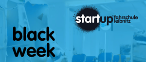 Ein Plakat bewirbt die Black Week an einer Berufsschule und betont eine Preisgarantie für alle Kurse im Jahr 2026 bei Anmeldung bis zum 1. Dezember 2025. Es ermutigt, die Chance zu nutzen.