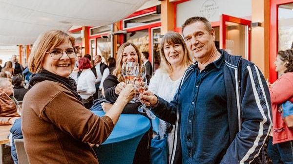 v1_migrated_image_95776376