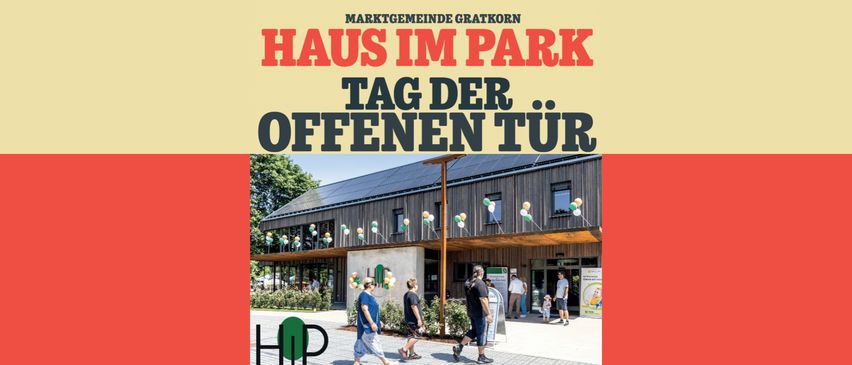 Bild enthält, Advertisement, Poster, Architecture, Building, Person, Outdoors, Shelter, Clothing, Footwear, Shoe