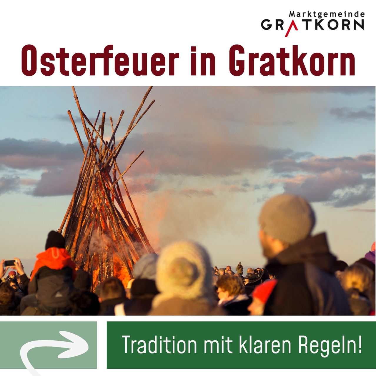 An image shows a bonfire surrounded by wooden poles and a large crowd of people at an Easter event in Gratkorn.