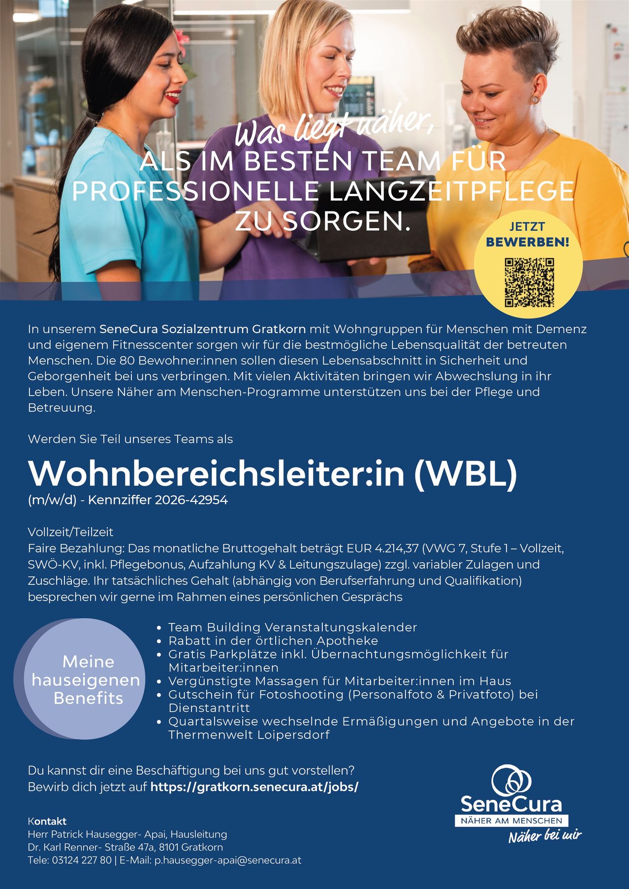 Ein Flyer für die Einstellung eines Wohnbereichsleiters im Langzeitpflege-Team für Menschen mit Demenz und eigenen Fitnesscentern. Es werden faire Bezahlung, verschiedene Vorteile und ein QR-Code für die Bewerbung erwähnt.