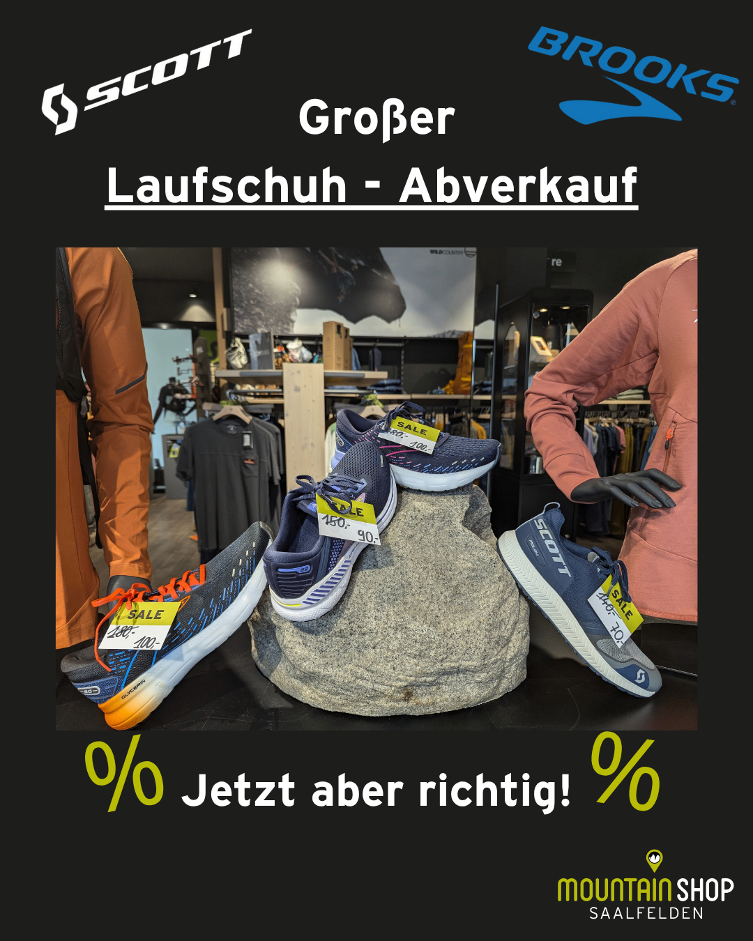 Eine Werbung für Laufschuhe mit einem Verkaufsschild darauf. Die Schuhe stehen auf einem Felsen mit einem großen Rabattschild. Der Hintergrund zeigt ein Bekleidungsgeschäft.
