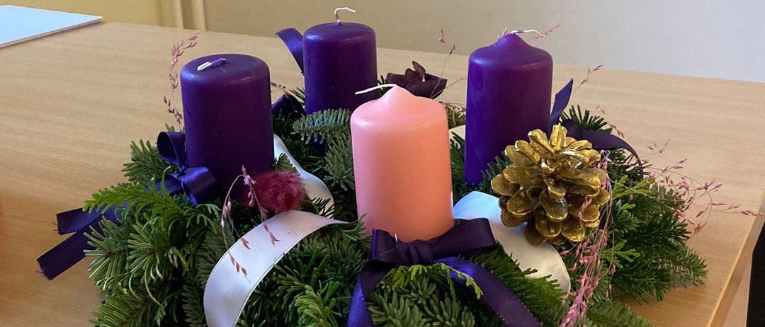 Bild enthält, Candle, Plant, Candlestick