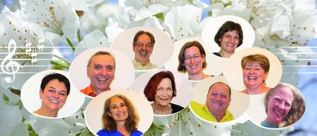 Eine Collage lächelnder Personen in Kreisen vor einem Hintergrund weißer Blumen. Die Personen sind unterschiedlich alt und geschlechtlich, alle mit Lächeln.
