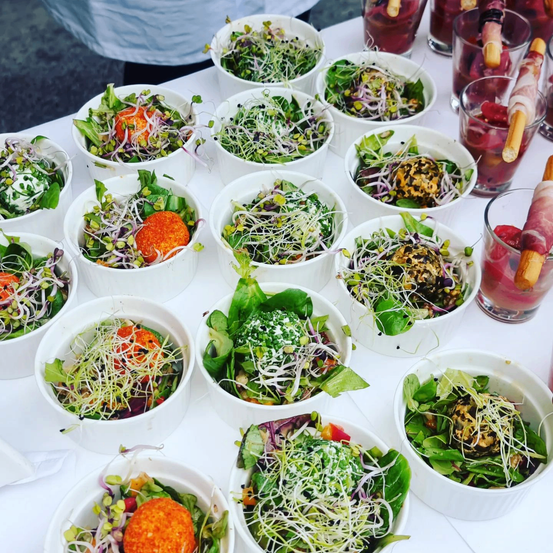 Bild enthält, Food, Food Presentation, Brunch, Plant, Salad, Meal, Plate