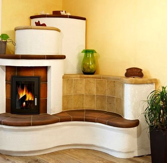Bild enthält, Fireplace, Indoors, Hearth, Corner, Interior Design, Plant, Potted Plant