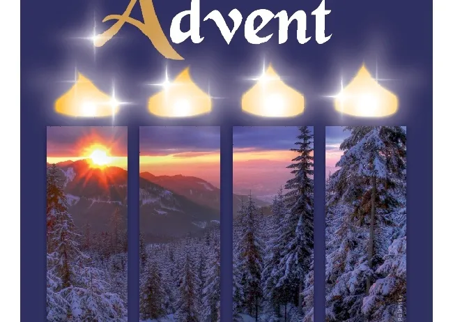 Plakat für den Kunst- und Weihnachtsmarkt in Langenwang, Österreich, geplant für 4. bis 6. Dezember 2026. Das Plakat zeigt eine verschneite Landschaft mit einem Sonnenuntergang im Hintergrund und einer Reihe brennender Kerzen.