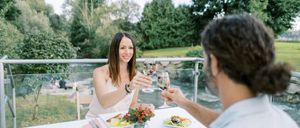 Bild enthält, Dating, Person, Romantic, Brunch, Outdoors, Nature, Adult, Male, Man, Countryside