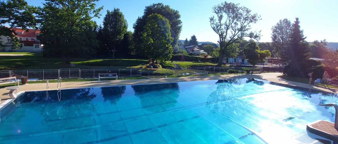 Pool, Water, Swimming Pool, Outdoors, Scenery, Hotel, Resort, Summer, Bench, Person