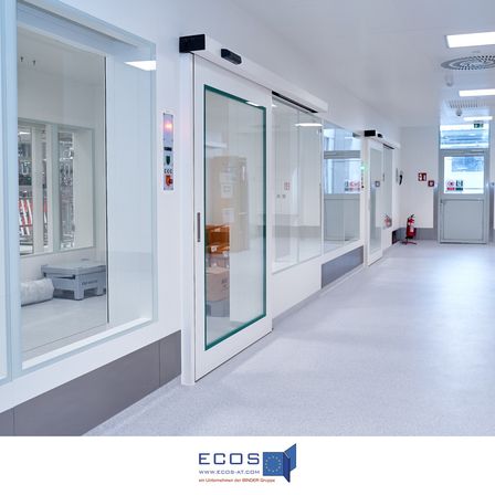Bild enthält, Door, Sliding Door, Indoors, Interior Design, Floor, Flooring, Architecture, Building, Hospital, Clinic