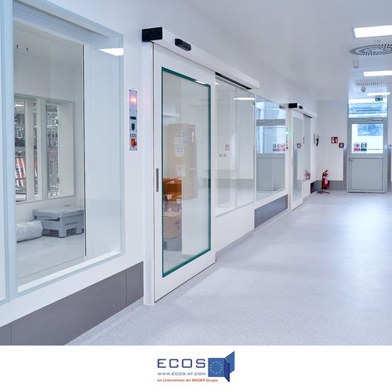 Bild enthält, Door, Sliding Door, Indoors, Interior Design, Floor, Flooring, Architecture, Building, Hospital, Clinic
