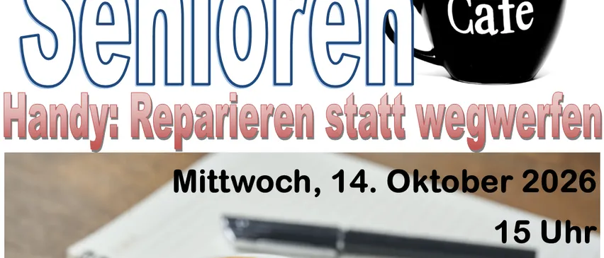Eine Einladung zum Senioren Horn Cafe-Event am Mittwoch, 14. Oktober 2026, um 15:00 Uhr. Das Bild zeigt eine Tasse Kaffee mit Herzdesign auf einer Untertasse, einen Stift und ein Notizbuch auf einem Holztisch.