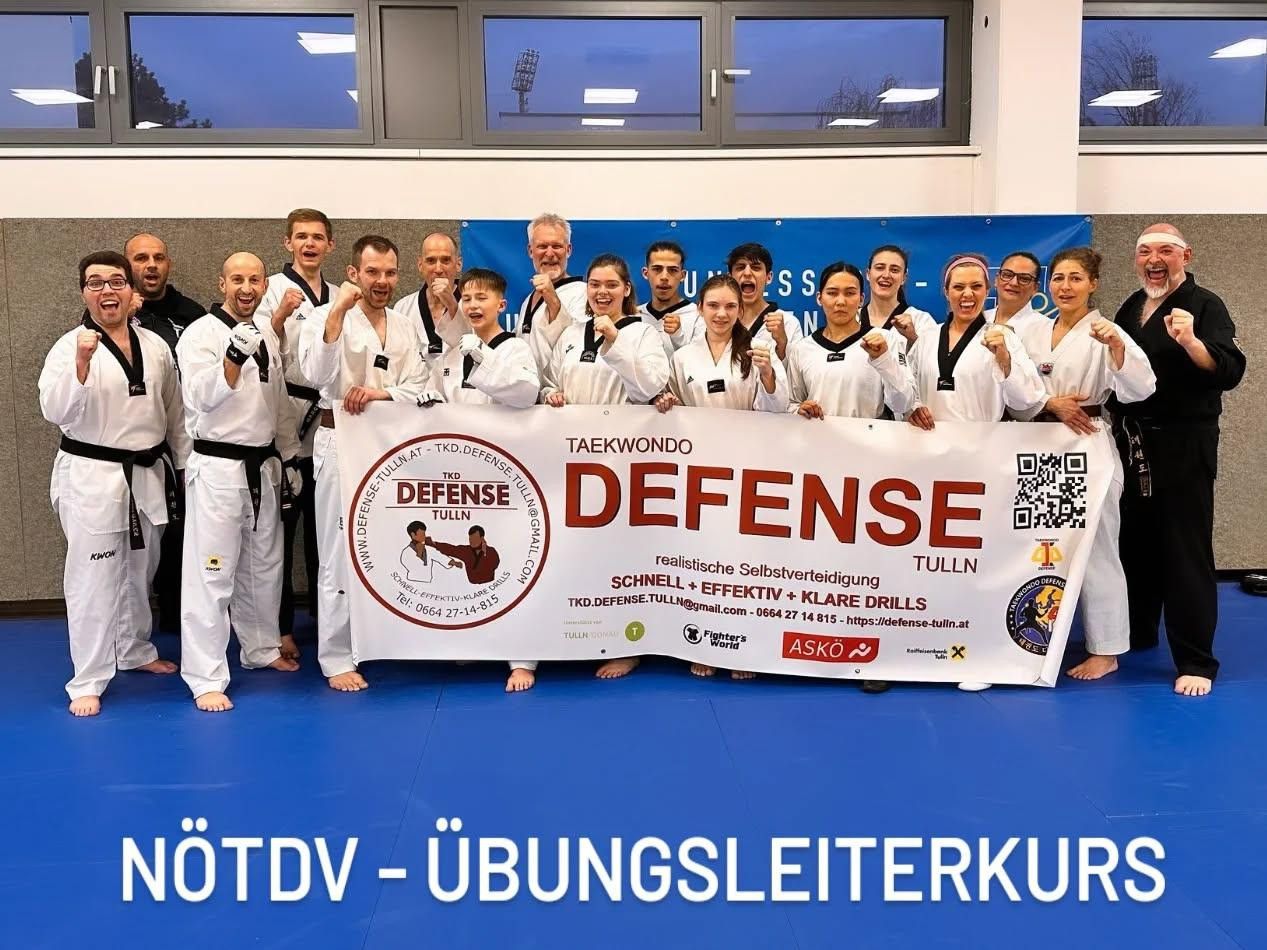 Bild enthält, People, Person, Karate, Martial Arts, Adult, Female, Woman, Bride, Male, Man