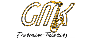 Das Logo der Musikgruppe GNK zeigt ein Saxophon mit dem Namen 'Paternion-Feistritz' in stilisierter Schrift darunter.
