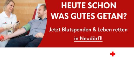 Ein lächelnder Mann auf einer Couch mit einem roten Banner, das 'Heute Gutes' sagt und zur Blutspende in Neudorf aufruft.